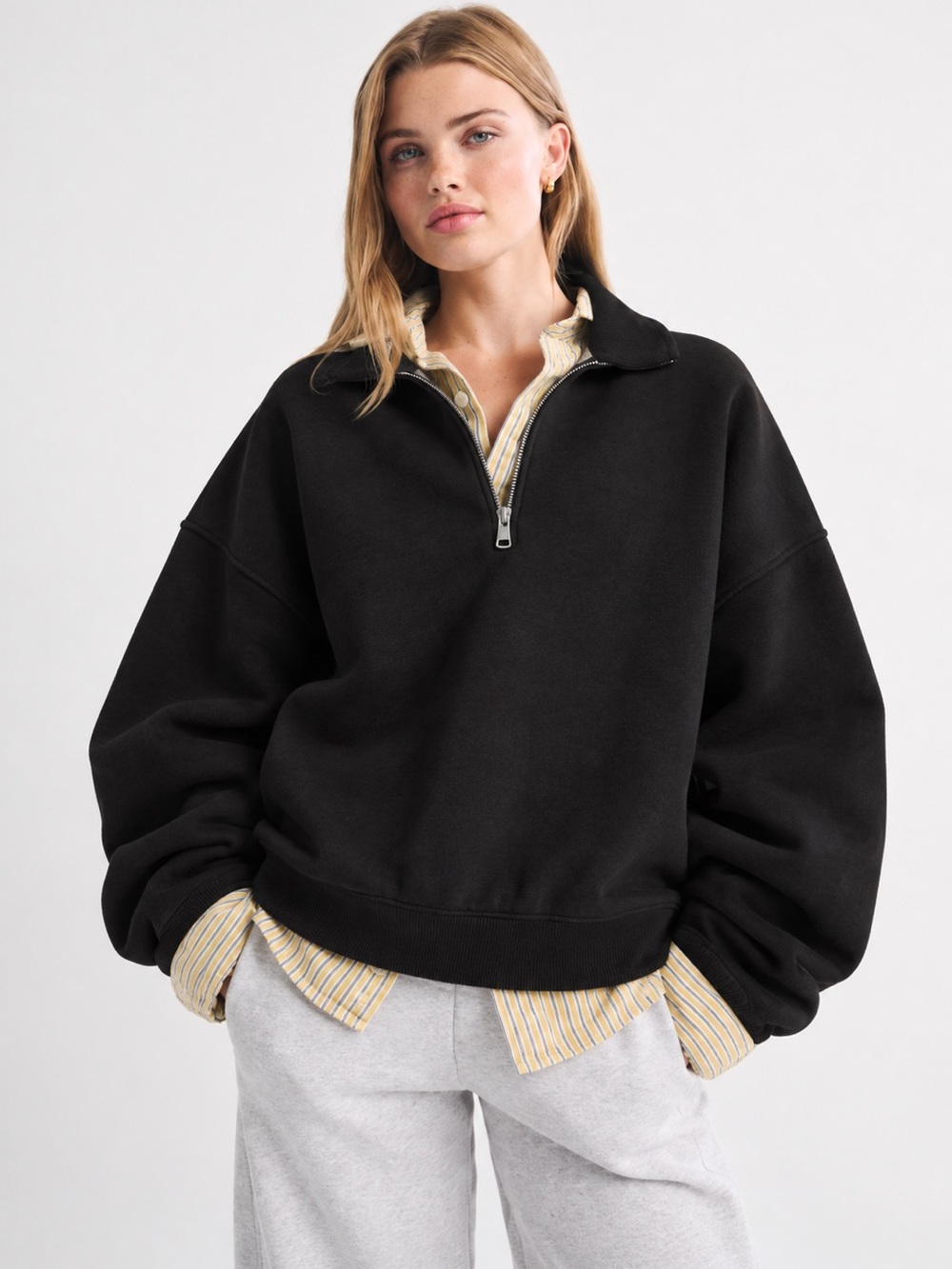 Abercrombie and fitch oversized half zip sweatshirt